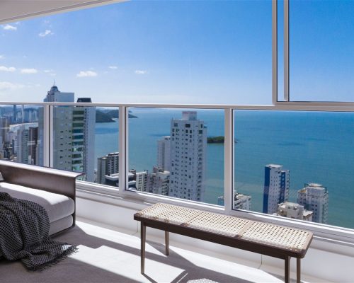 Apartamento quadra mar no San paolo Residenziale