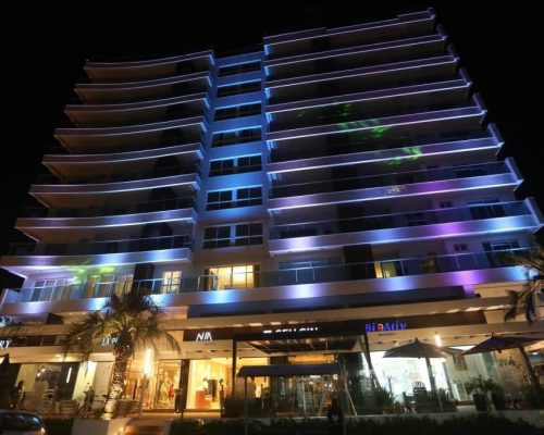 Venda de apartamento no Solares da Brava