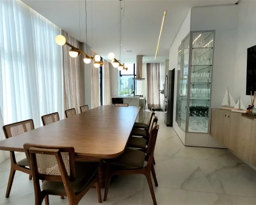 Apartamento quadra mar no Surf Paradise residencial