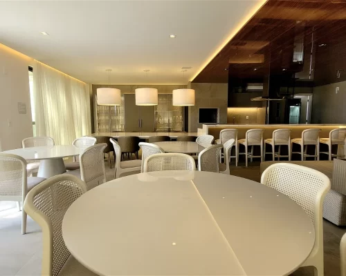 Apartamento quadra mar no Surf Paradise residencial