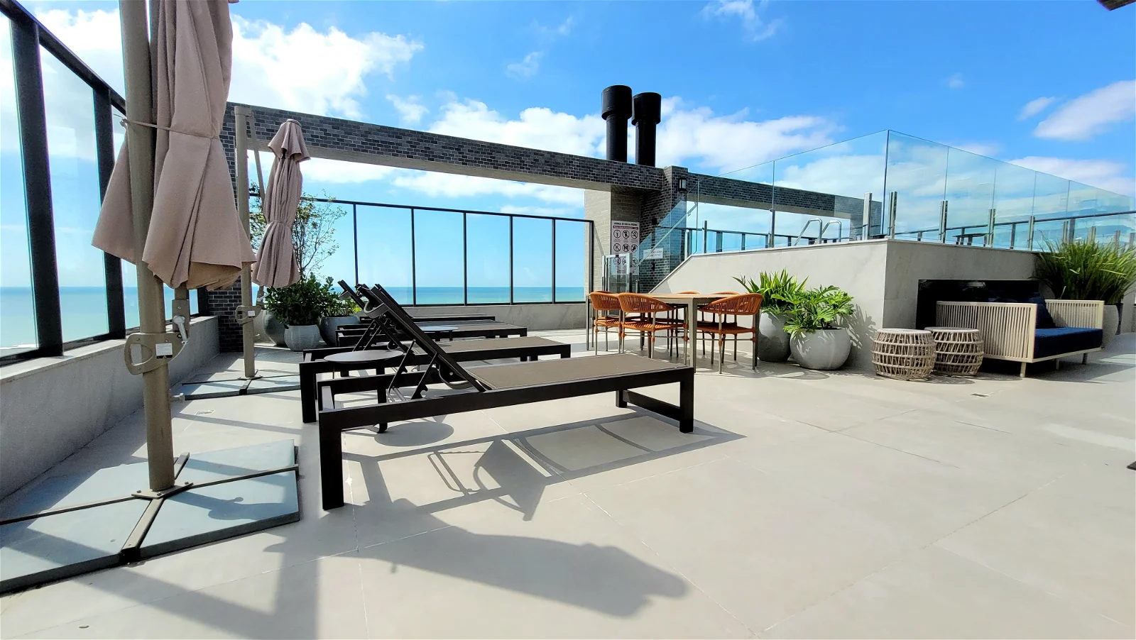 Apartamento quadra mar no Surf Paradise residencial