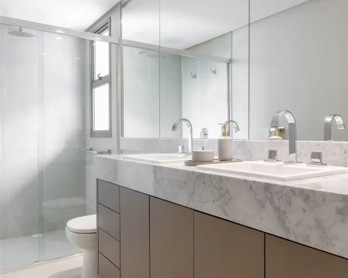 Apartamento Quadra mar no Charmant residence