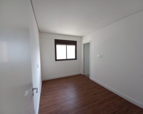 WhatsApp Image 2024-09-04 at 14.54.09 (11)