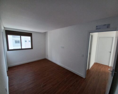 WhatsApp Image 2024-09-04 at 14.54.09 (7)