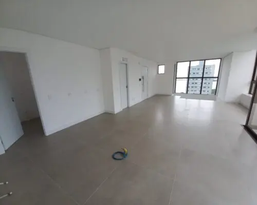 WhatsApp Image 2024-03-06 at 14.15.26 (1)