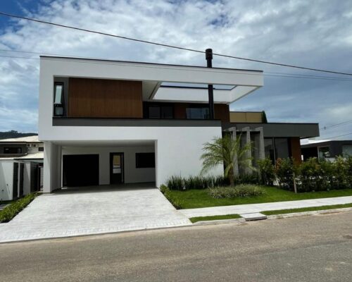 WhatsApp Image 2023-11-24 at 10.48.50 (1)