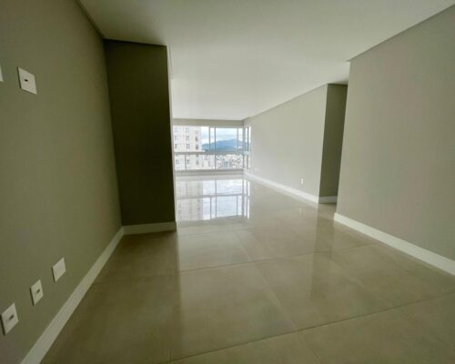 WhatsApp Image 2024-08-17 at 12.01.20 (1)