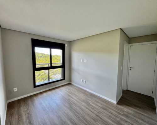 WhatsApp Image 2025-01-15 at 13.42.25