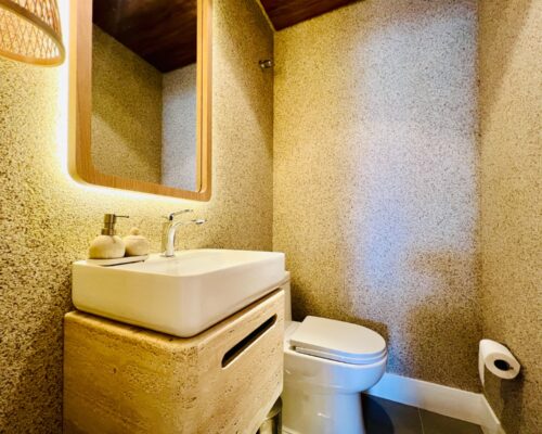 WhatsApp Image 2024-11-13 at 10.21.48 (4)