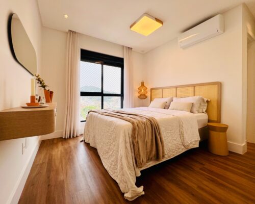 WhatsApp Image 2024-11-13 at 10.21.52 (1)