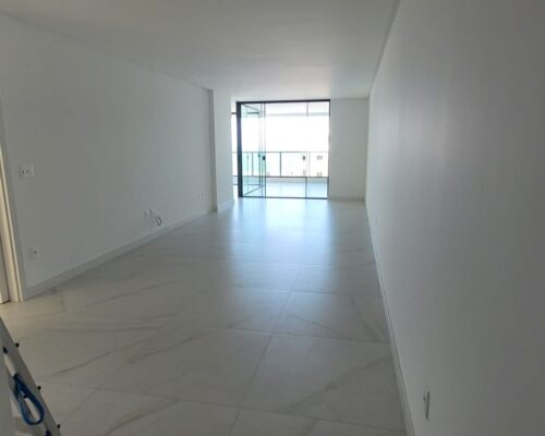 WhatsApp Image 2024-12-06 at 11.52.55