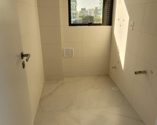 WhatsApp Image 2024-12-06 at 11.52.56 (1)