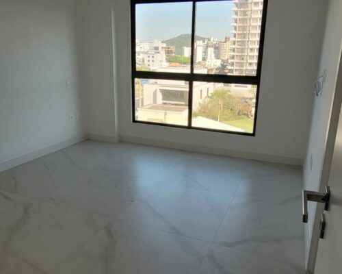 WhatsApp Image 2024-12-06 at 13.06.00 (1)