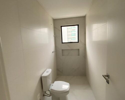 WhatsApp Image 2024-12-11 at 16.20.08