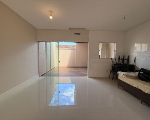 WhatsApp Image 2025-01-14 at 14.31.38 (1)