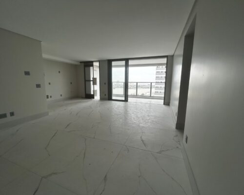 WhatsApp Image 2025-02-06 at 12.42.04