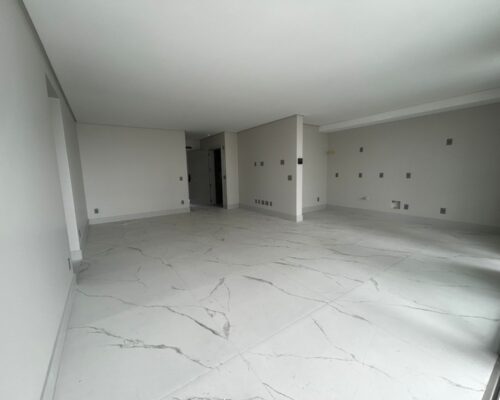 WhatsApp Image 2025-02-06 at 12.42.06 (1)