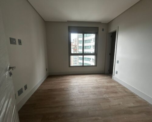 WhatsApp Image 2025-02-06 at 12.42.08 (1)