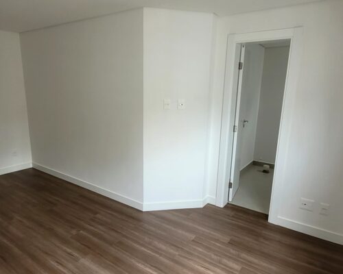 WhatsApp Image 2025-02-13 at 15.32.10 (2)