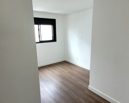 WhatsApp Image 2025-02-13 at 15.32.12