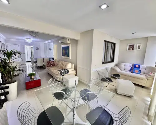 WhatsApp Image 2025-03-18 at 11.23.03 (1)