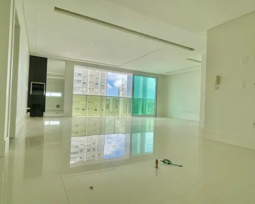 WhatsApp Image 2025-03-24 at 10.59.28