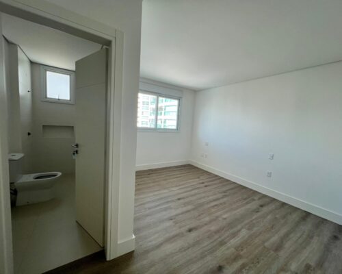 WhatsApp Image 2025-04-02 at 19.14.11 (10)