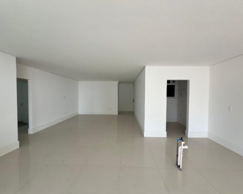 WhatsApp Image 2025-04-02 at 19.14.11 (3)