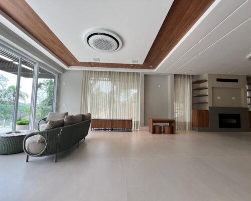 WhatsApp Image 2025-04-04 at 14.06.24 (1)