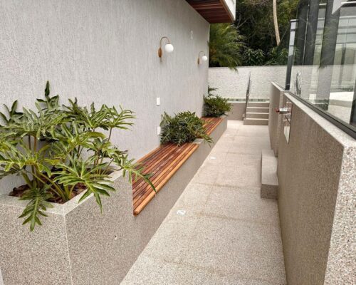 WhatsApp Image 2025-04-07 at 10.25.45 (2)