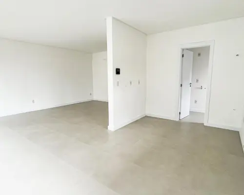 WhatsApp Image 2025-04-11 at 15.51.18 (1)