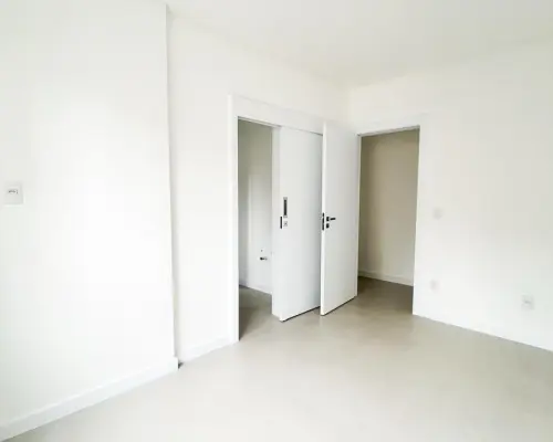 WhatsApp Image 2025-04-11 at 15.51.20 (2)