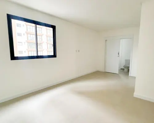 WhatsApp Image 2025-04-11 at 15.51.20 (3)