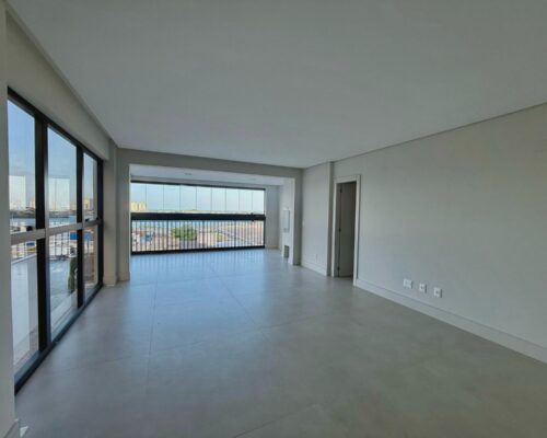 WhatsApp Image 2025-04-21 at 15.15.23 (2)