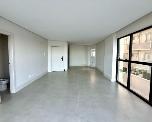 WhatsApp Image 2025-04-21 at 15.15.24 (2)