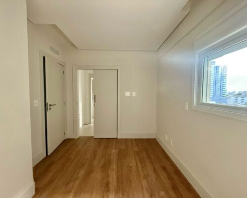 WhatsApp Image 2025-04-21 at 15.15.25