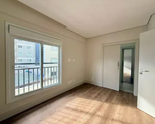 WhatsApp Image 2025-04-21 at 15.15.26