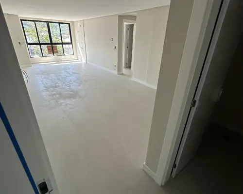 WhatsApp Image 2025-04-09 at 17.28.04