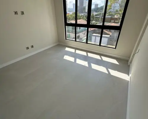 WhatsApp Image 2025-04-09 at 17.28.10