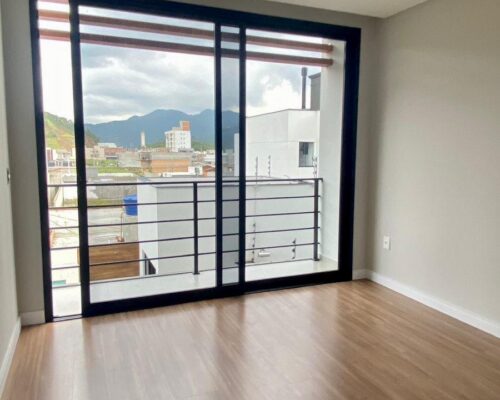 WhatsApp Image 2025-05-21 at 13.54.47 (2)