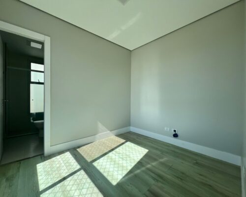 WhatsApp Image 2025-07-21 at 15.20.42 (2)