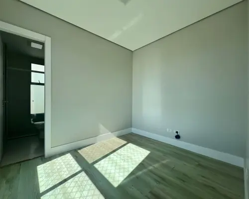 WhatsApp Image 2025-07-21 at 15.20.42 (2)