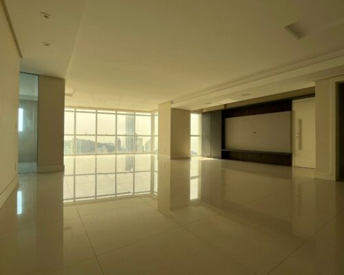 WhatsApp Image 2025-07-21 at 15.59.57